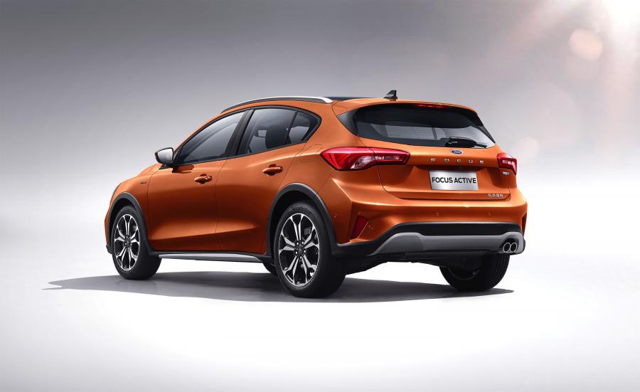  Ford Focus Active 2019 года  (CN) (фото 5 из 14)